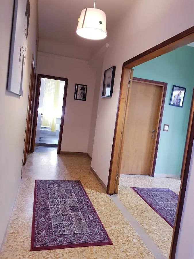 Prime Guest House ピサ ベッド・アンド・ブレックファスト