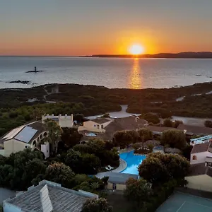 https://hotel-luci-del-faro.in-sardinia.net