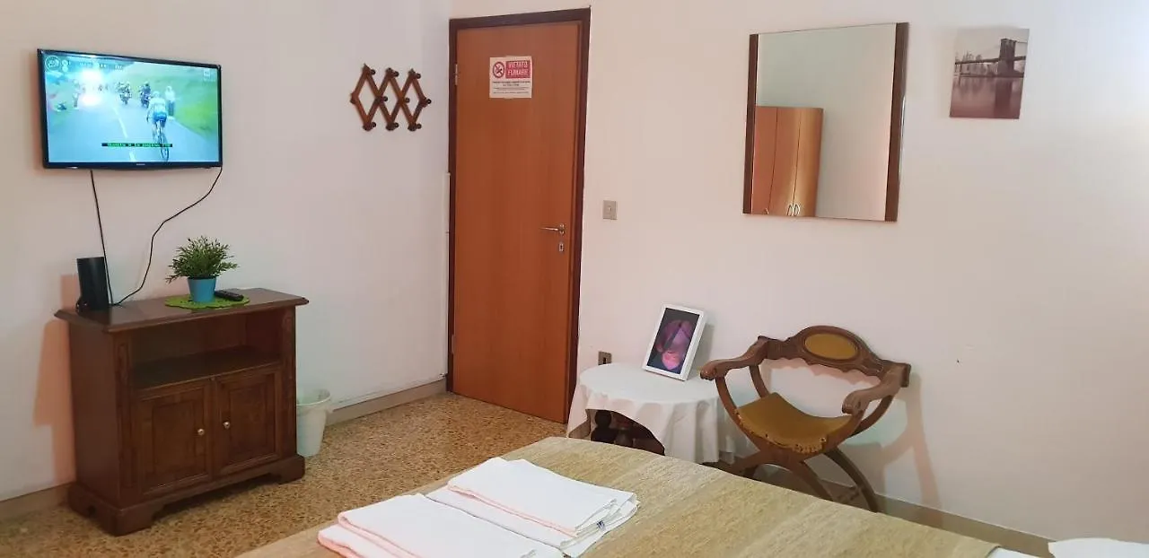Prime Guest House Pisa 0*,